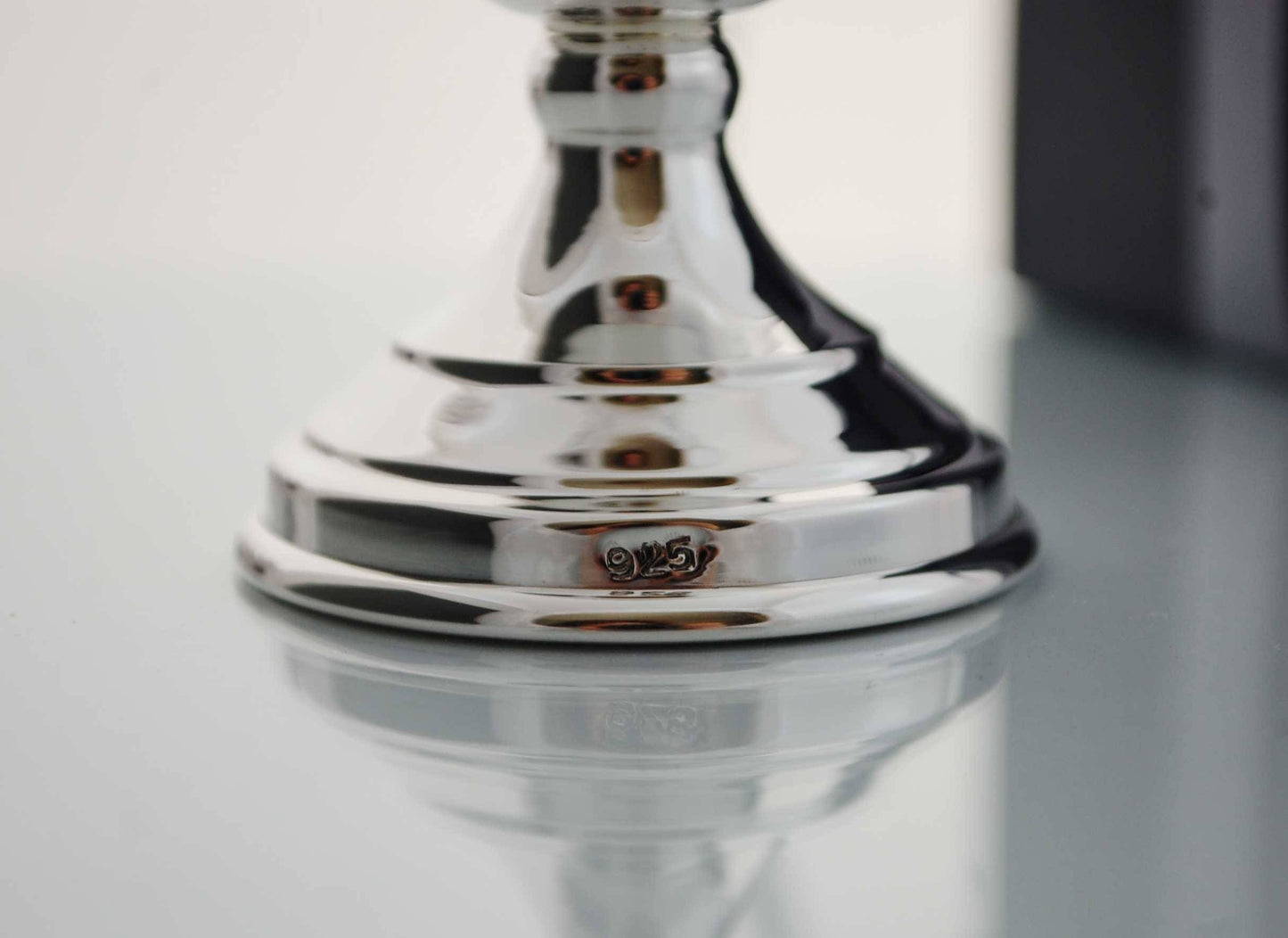 Sterling silver egg cup .925 with round stone, vintage style